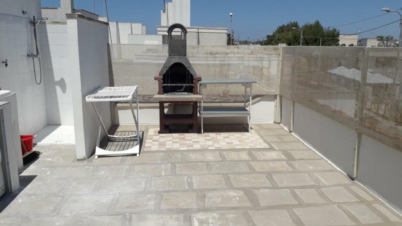 Attico A 150 Mt Dal Mare Villa Марина ди Манкаверза Екстериор снимка